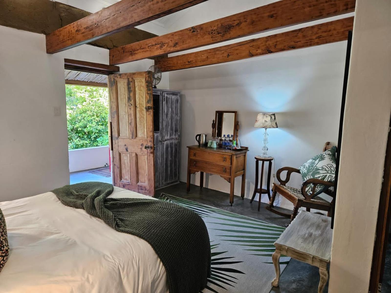 The Riverdeck Accommodation And Backpackers Knysna Exterior photo