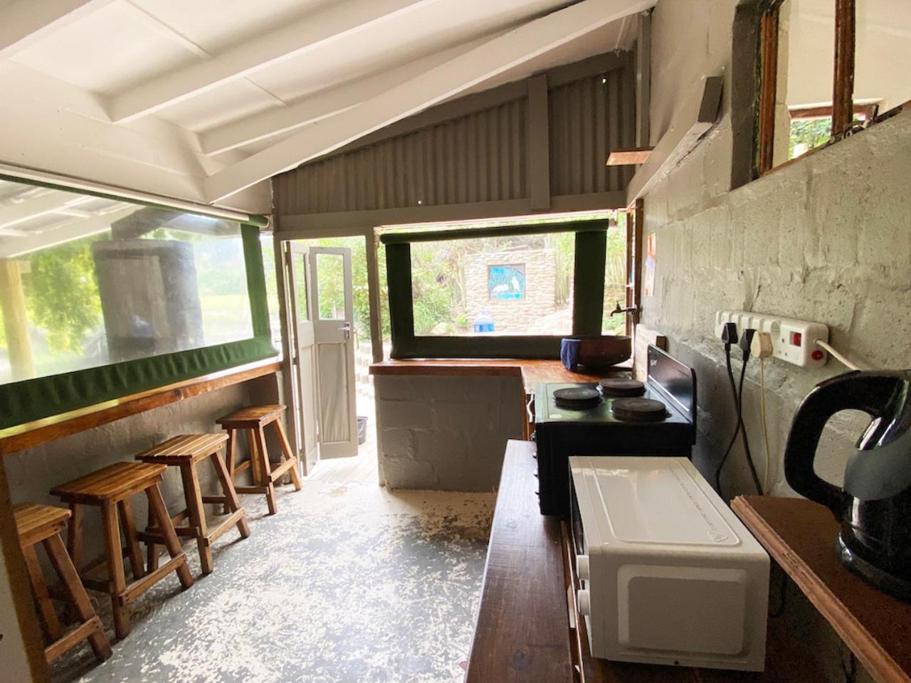 The Riverdeck Accommodation And Backpackers Knysna Exterior photo