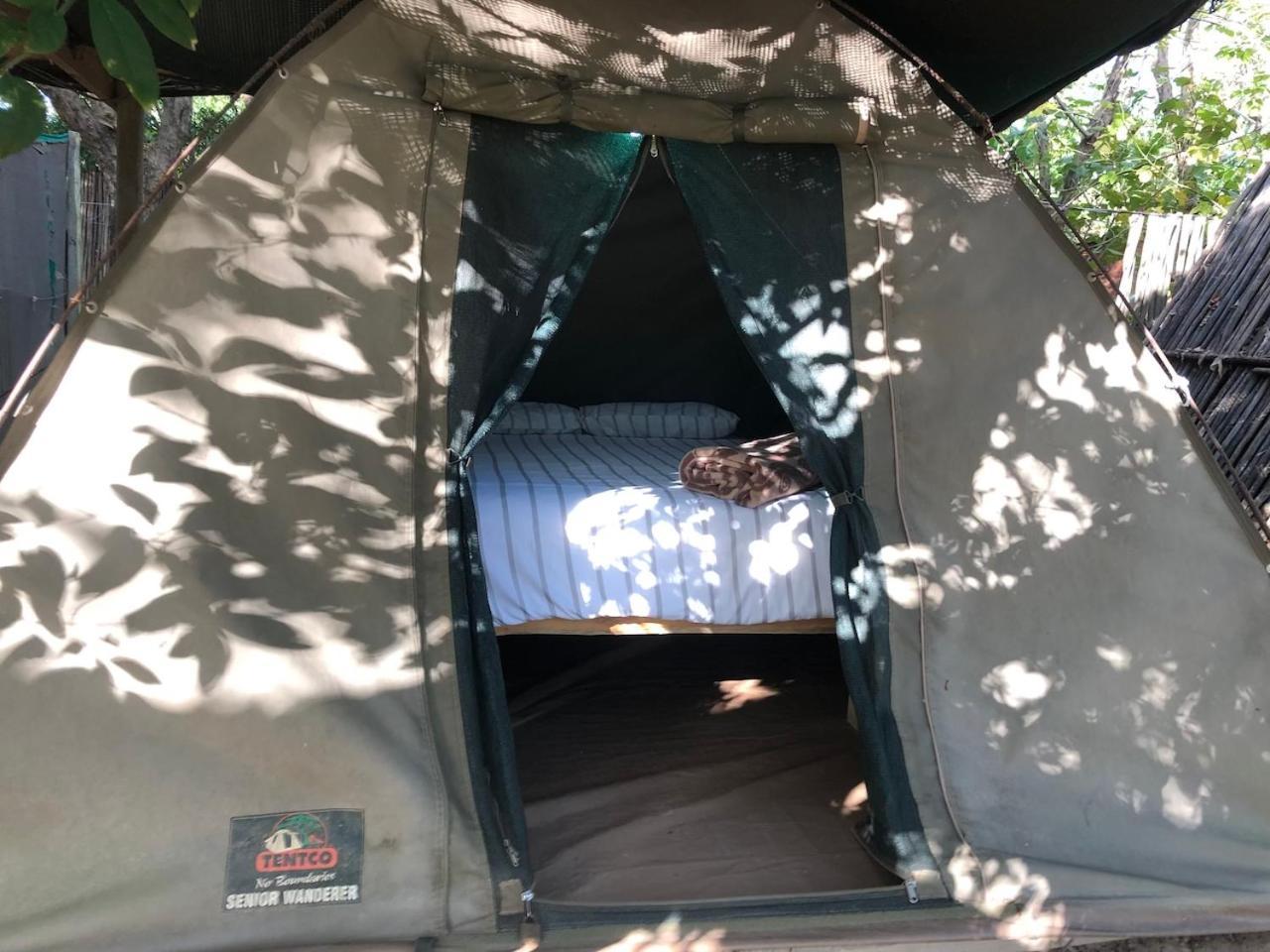 The Riverdeck Accommodation And Backpackers Knysna Exterior photo
