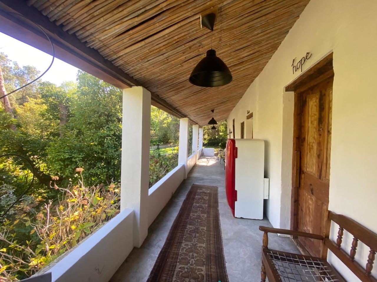 The Riverdeck Accommodation And Backpackers Knysna Exterior photo
