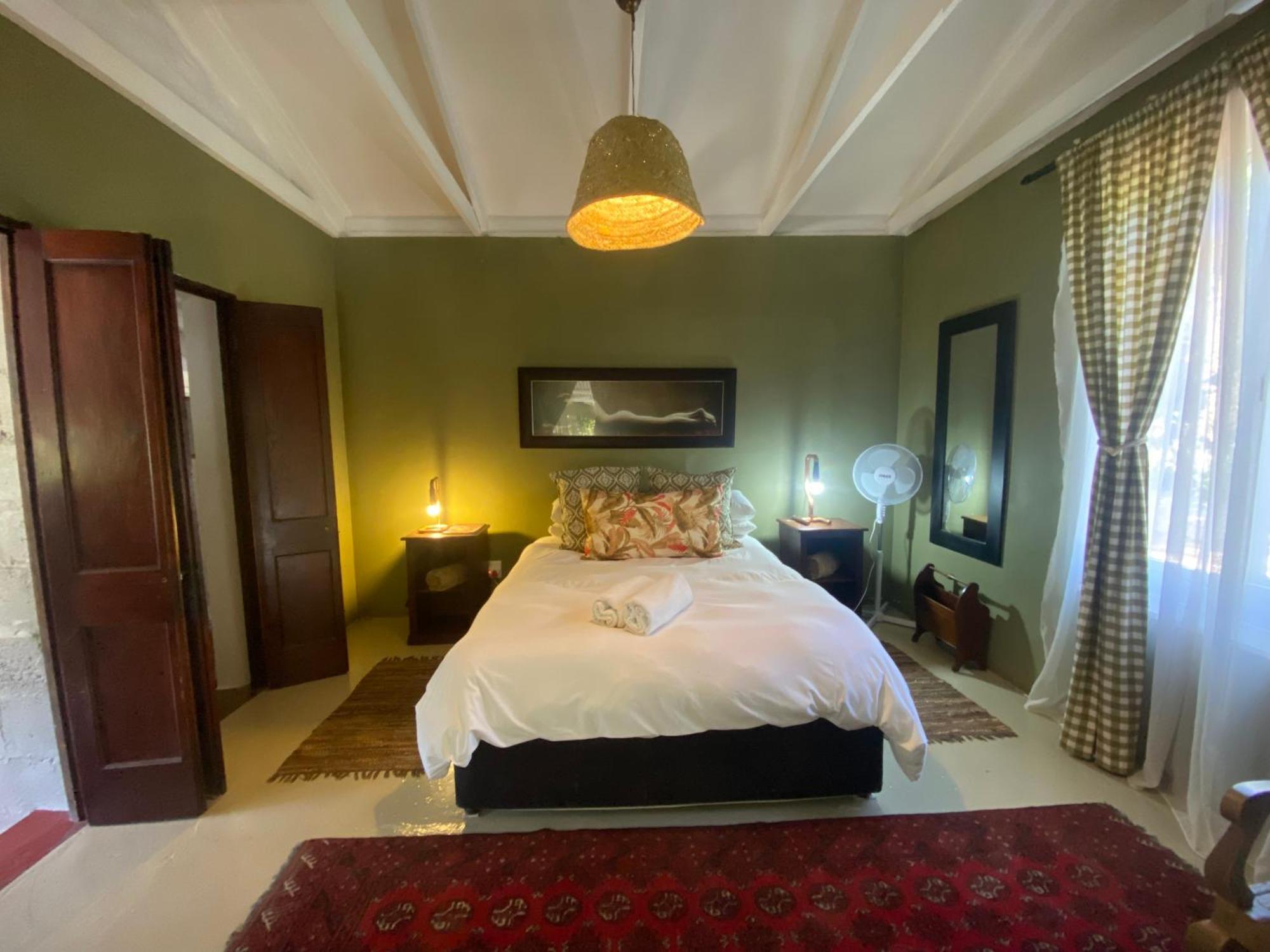 The Riverdeck Accommodation And Backpackers Knysna Exterior photo