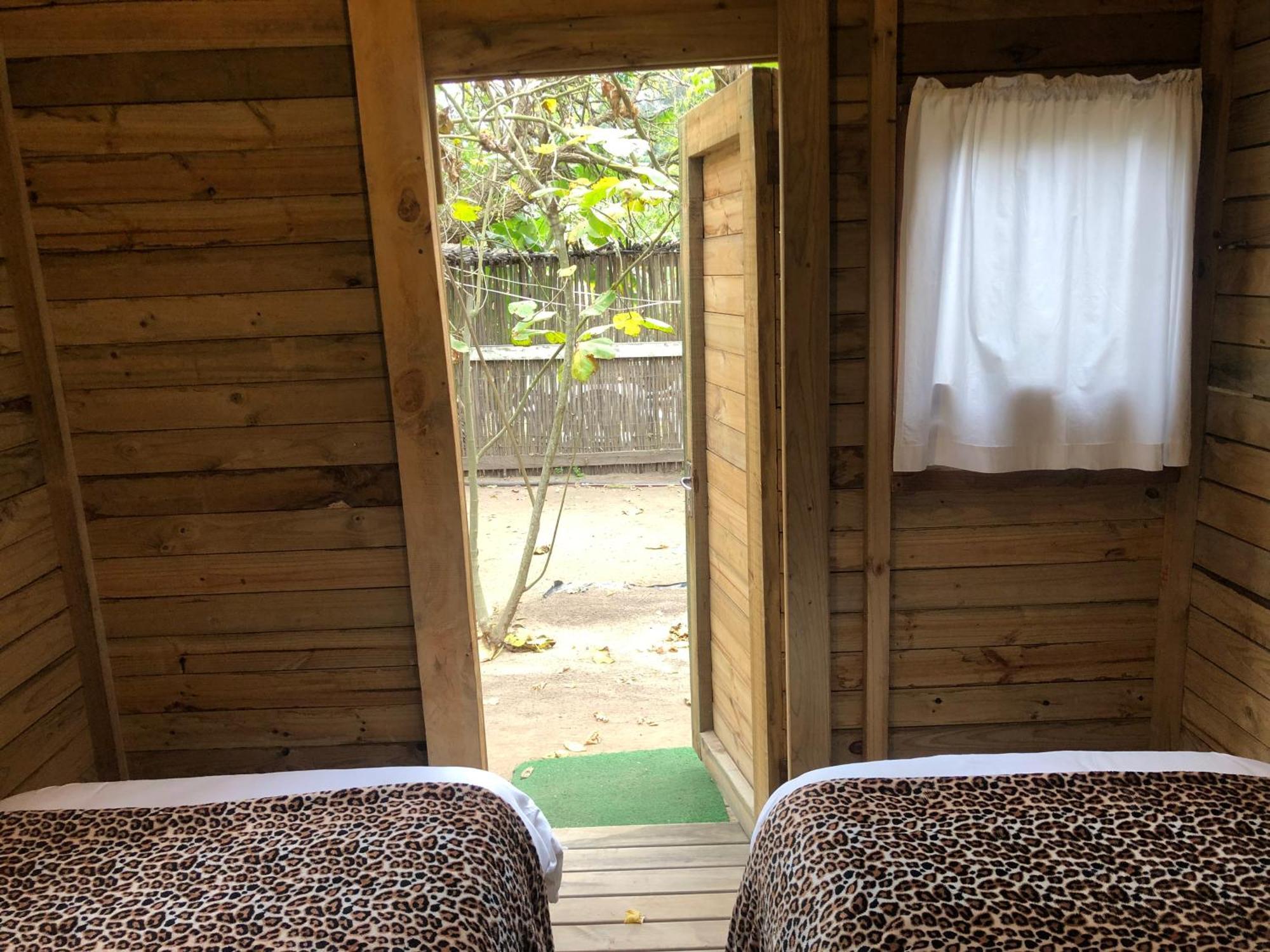 The Riverdeck Accommodation And Backpackers Knysna Exterior photo